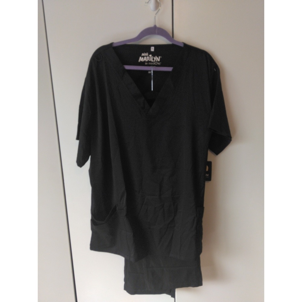 MediChic Mini Marilyn Scrub Set Women Plus Size 5x Black Medical Uniform Pockets